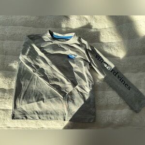 Vineyard Vines Gray Long Sleeve Tee with Blue Logo